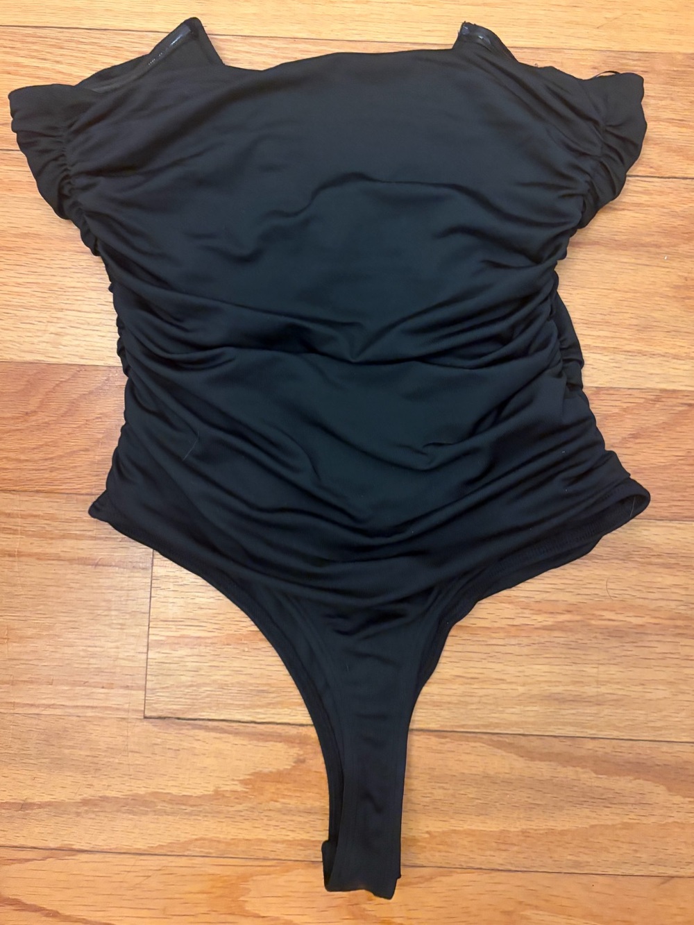 Superdown Black Ruched Off Shoulder Bodysuit - Picture 4 of 4